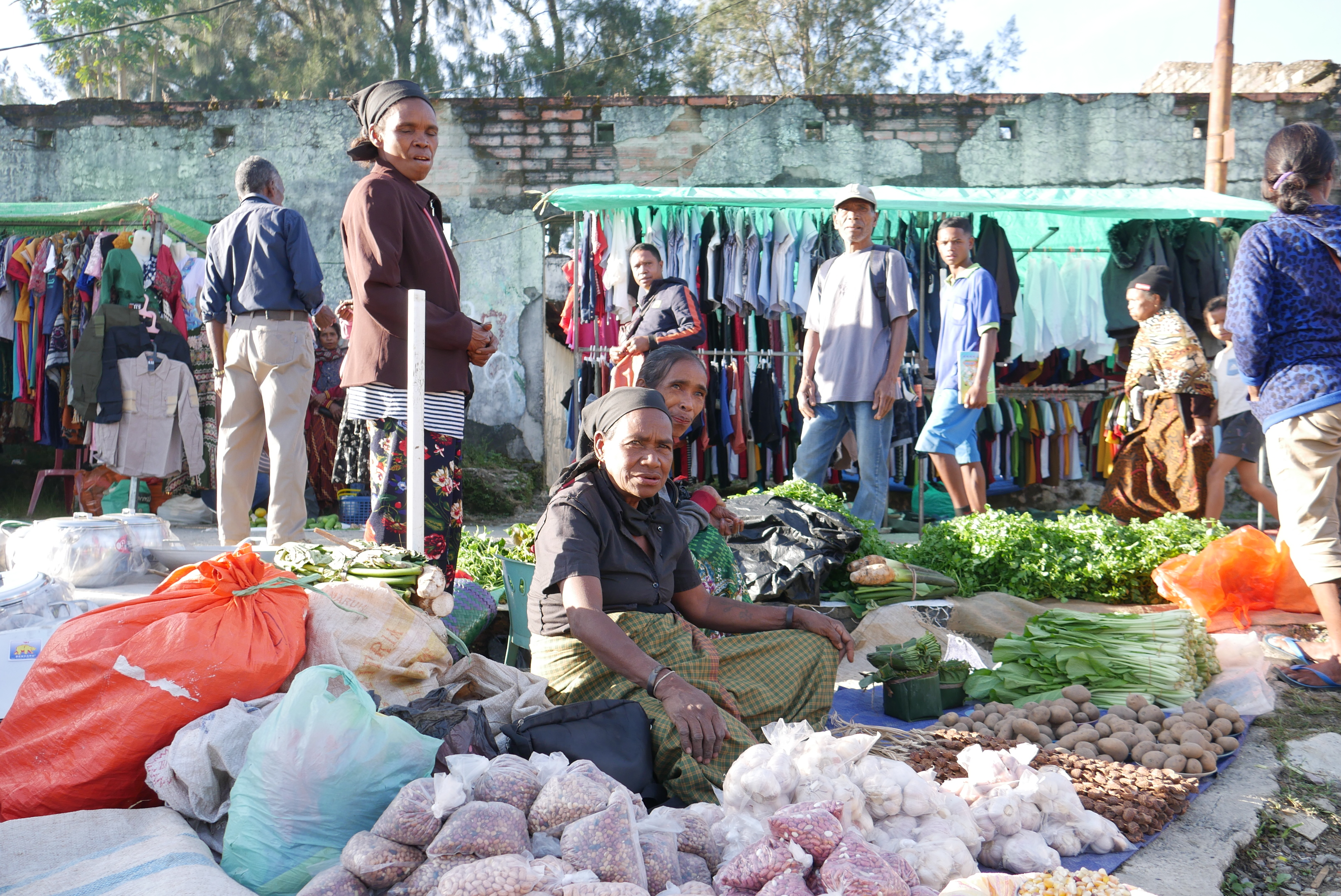 ladies selling food
