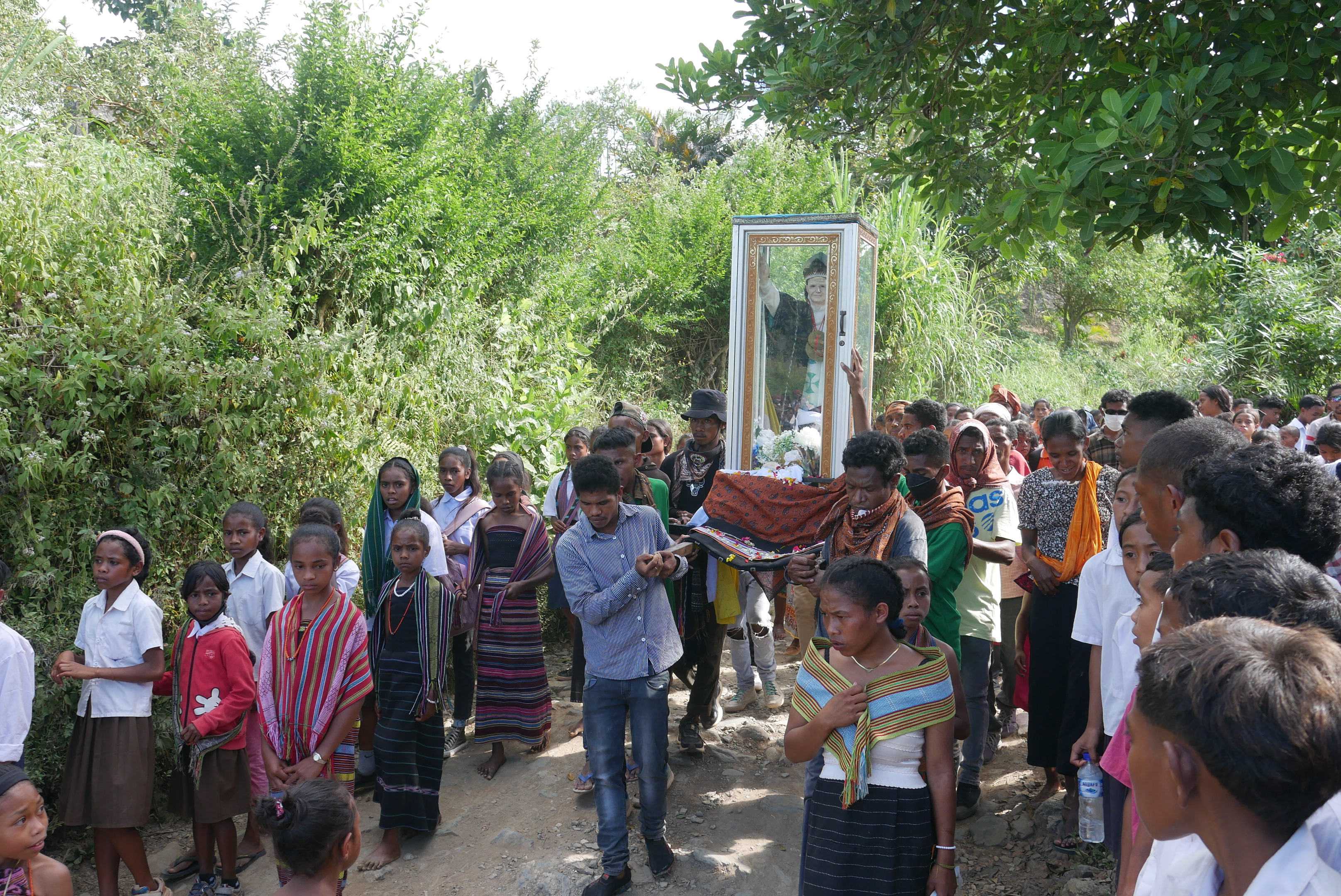 carrying john paul II